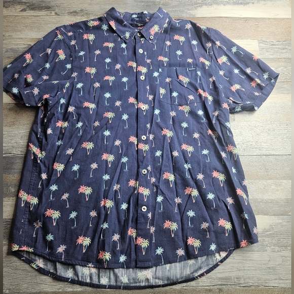 Chubbies Men's Friday Shirt Medium Navy Blue With Palm Trees Print - Picture 2 of 9